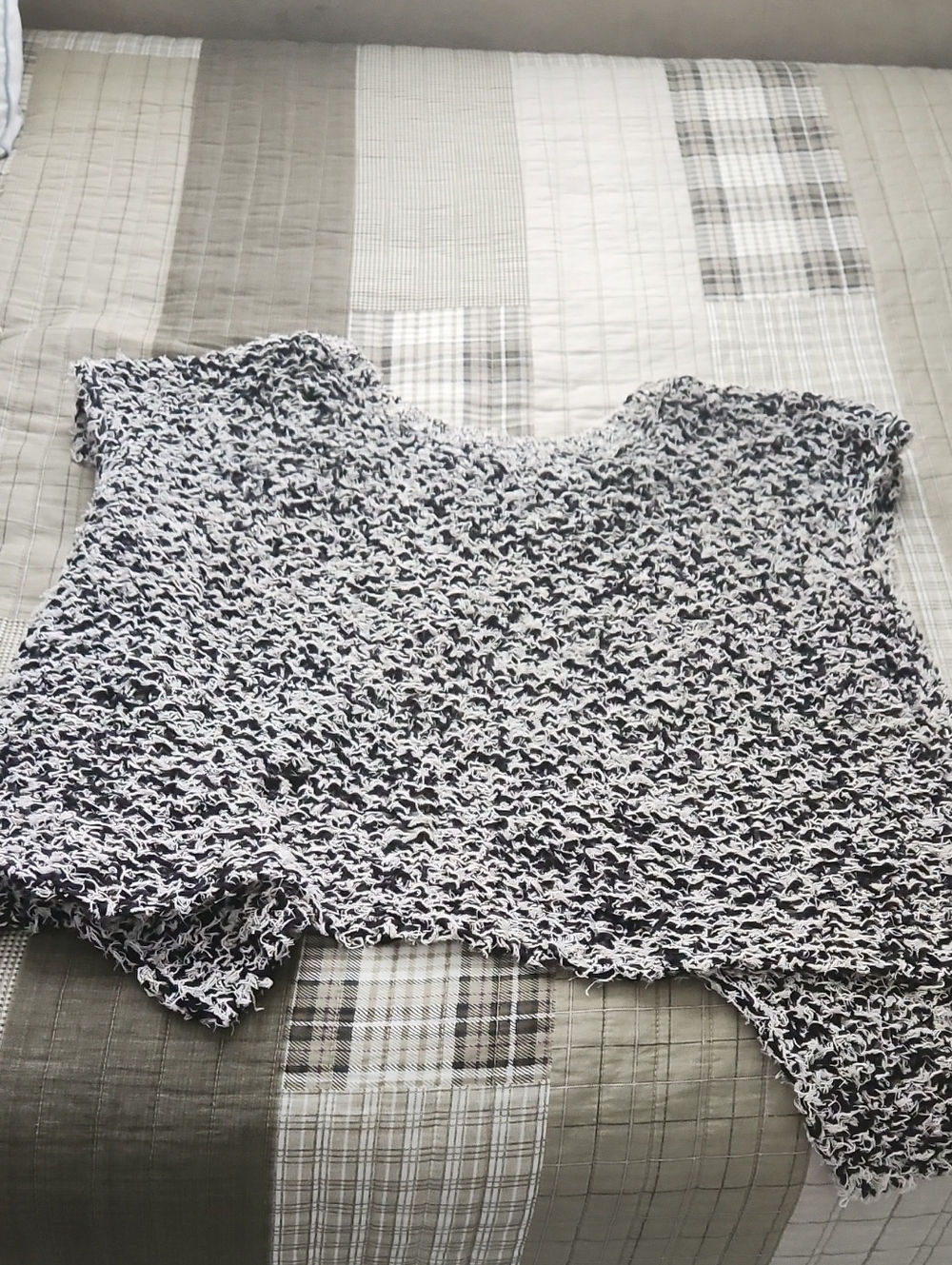 Eileen Fisher Black & White Cropped Textured Knit Top